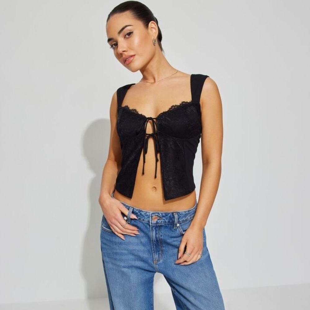 NWOT Garage Flyaway Lace Rib Top XXS